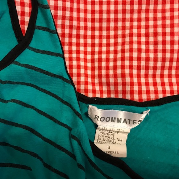 Roommates Green Tank Top sz s - Picture 2 of 2